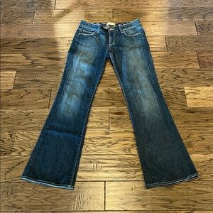 Paige Premium Denim Hollywood Hills Mid Rise Size 28
